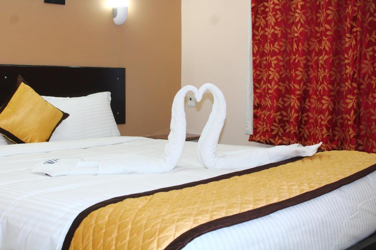 The Chennai Inn Kültér fotó